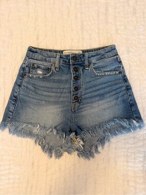 Abercrombie & Fitch Curve Love High Rise Denim Shorts Size 26